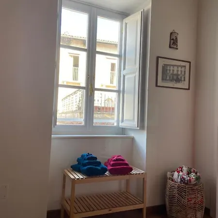 Palazzo Pica Alfieri Centro Storico Couette-café LʼAquila