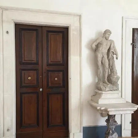 Palazzo Pica Alfieri Centro Storico Bed & Breakfast